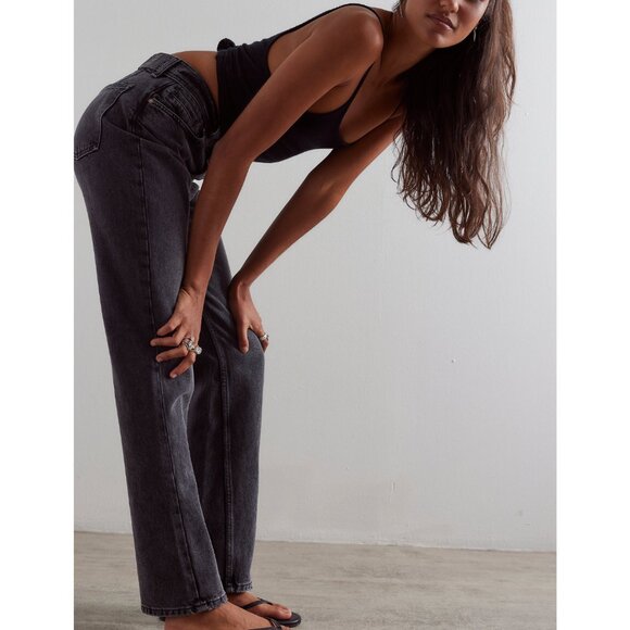 FREE PEOPLE We The Free Xena Slim Straight Jeans Dark Knight NWT
28 W 31 inseam - Picture 3 of 10